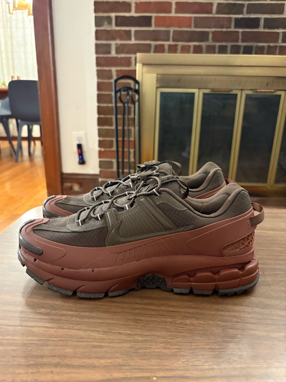 Brand new never worn!  Men’s Nike Vomero 5 Roam in brown & brick red. Size 12